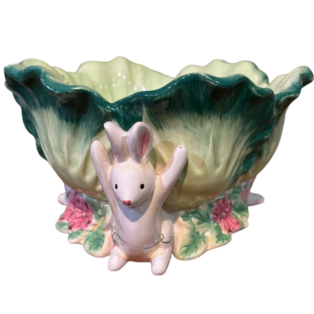 Peter Rabbit Easter Centerpiece - Picture 3 of 16